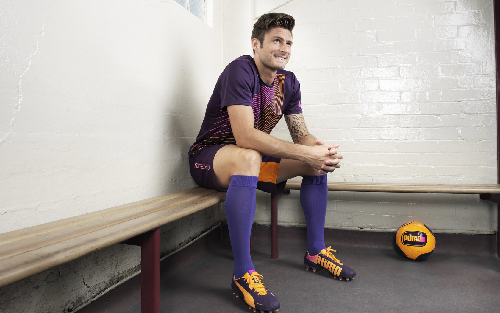 数据分析支持青训选材，发现潜力球员，训练数据分析