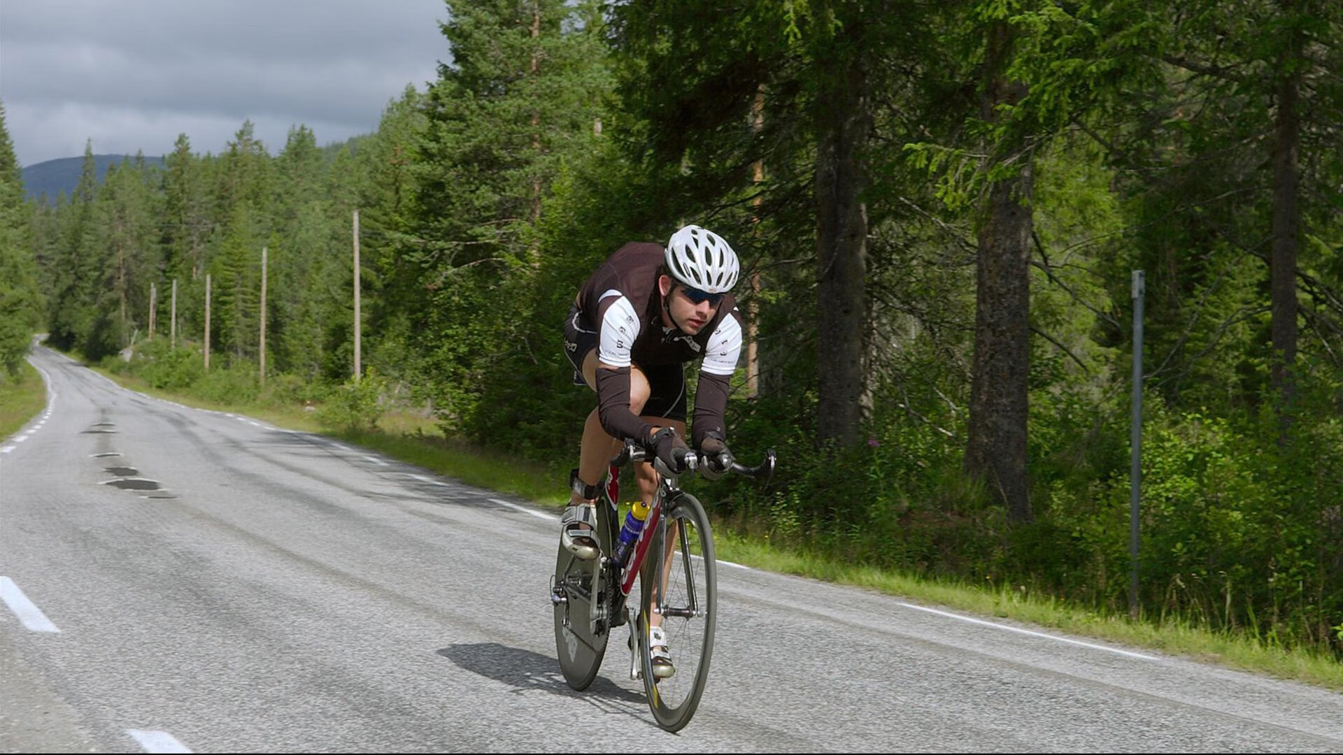 九游体育官网首页-新能源赛车：节能减排的未来，新能源汽车挑战赛