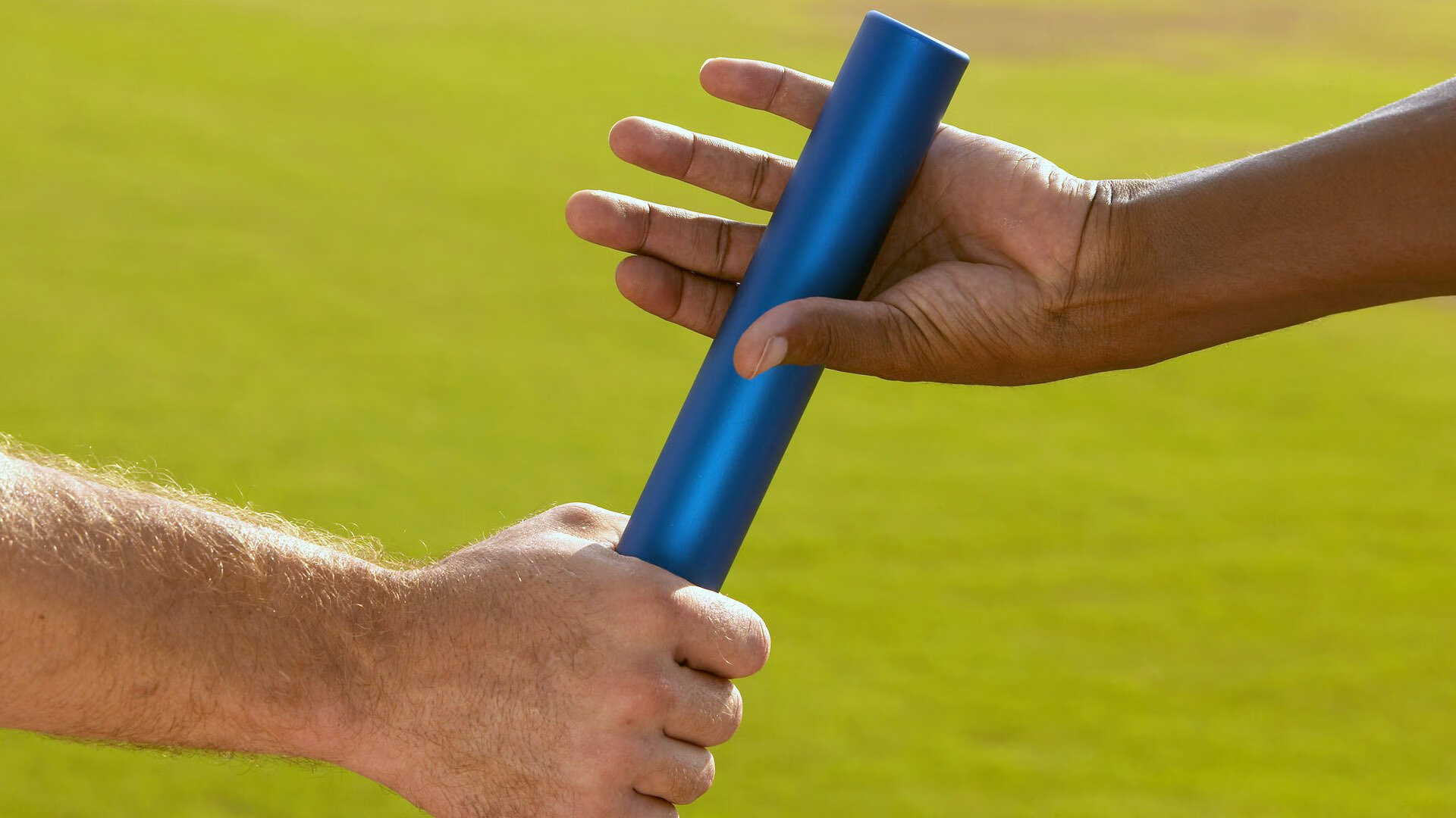 电竞选手如何保持竞技状态：科学训练与健康生活，电竞选手怎么打比赛