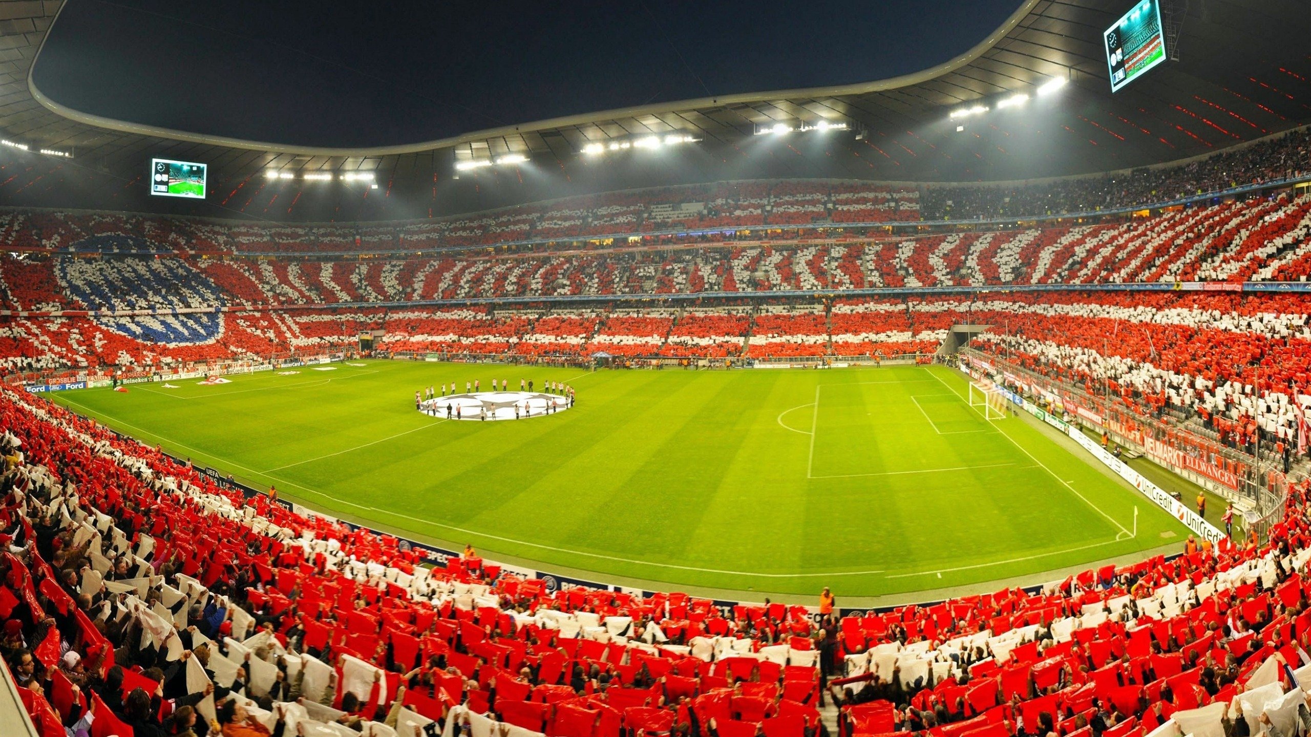 阿根廷主教练战术安排备受称道，阿根廷教练组成员